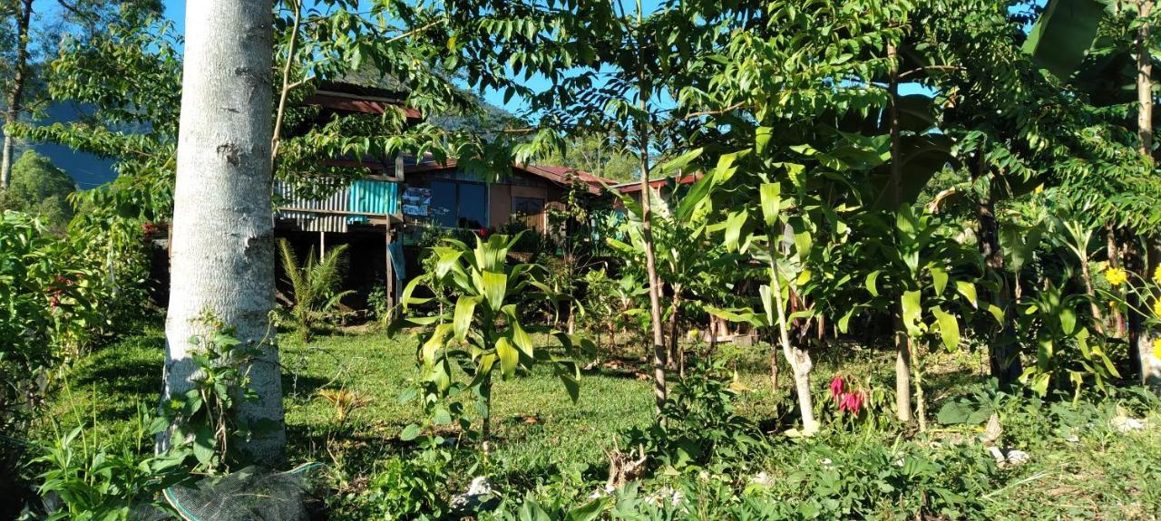 Karleta Homestay รูเติง ภายนอก รูปภาพ